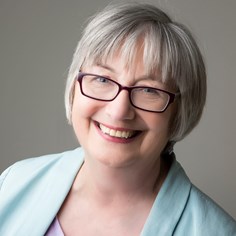 Dr Lisa Curtice – Professional Associate